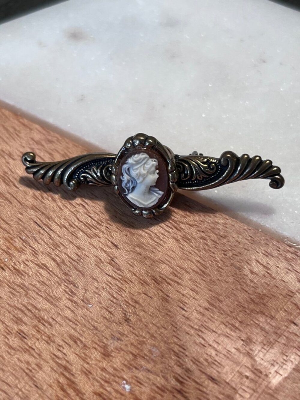 Vintage Cameo Bar Brooch